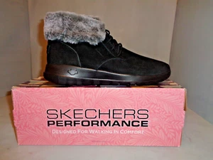 Size 11 Women's Skechers On-the-Go Joy Plush Dreams Bootie Black NWT 144042 - Picture 1 of 3