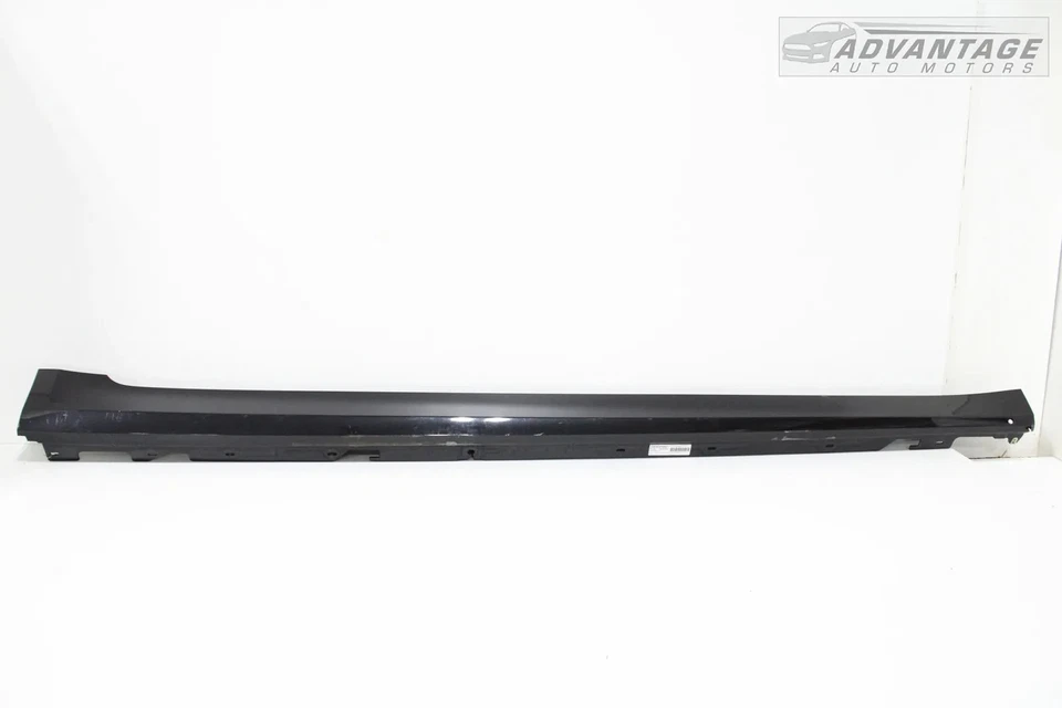 2016-2019 BMW 750I XDRIVE SEDAN RIGHT SIDE SKIRT ROCKER PANEL MOLDING COVER OEM - Image 1 of 4