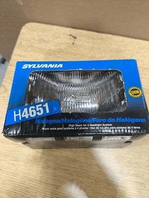 Faro rectangular Sylvania halógeno H4651 2 clavijas haz alto 50 vatios Foto 1 de 3