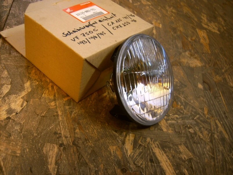 HONDA CA125, VT750, CMX250 Scheinwerfereinsatz 33120-MN2-751 - Bild 1 von 1
