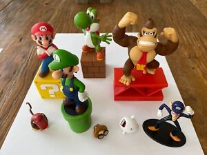 Nintendo Super Mario Paper Weight Figurines. 2014. Donkey Kong Luigi Mario Etc.