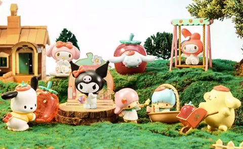 MINISO Sanrio Characters Strawberry Farm Series Confirmed Blind Box Figure new Cover