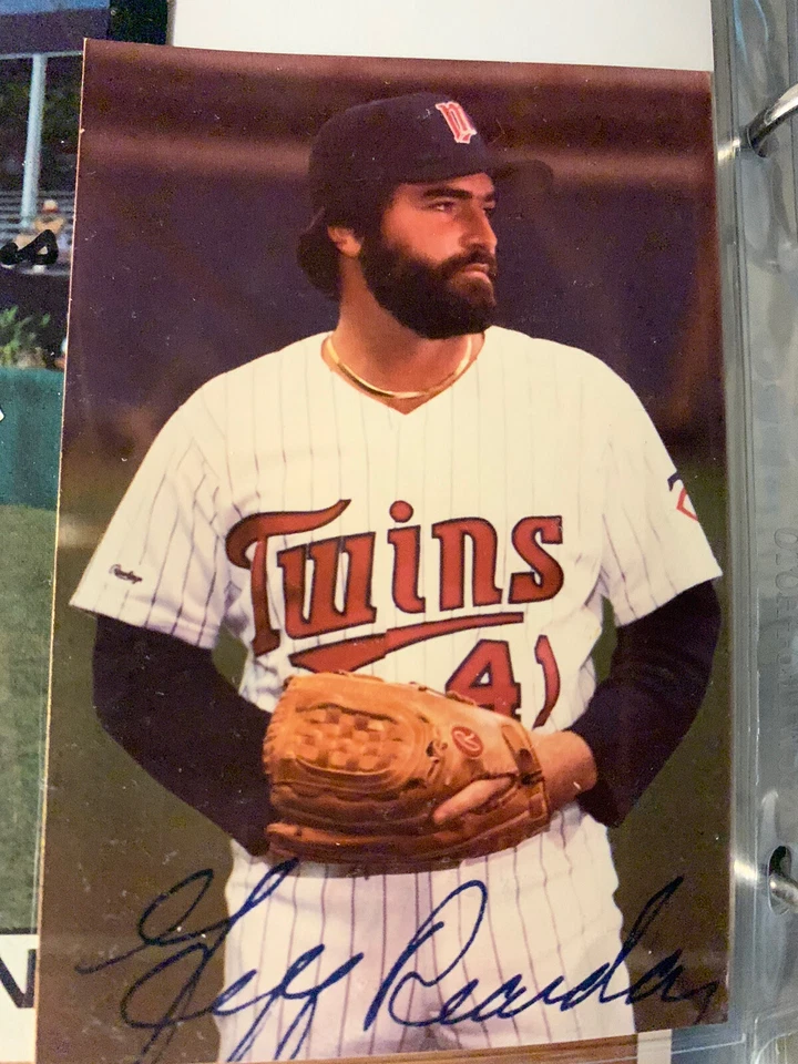 Foto de béisbol pequeña autografiada de Jeff Reardon TWINS Foto 1 de 1