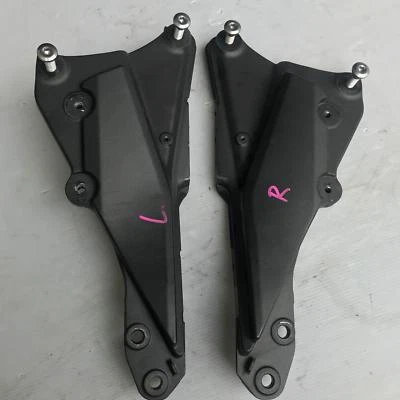Subframe sub frame left right body brackets pair KAWASAKI ZR1000 Z1000 2012 - Image 1 of 4