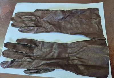Vintage 1960s Brown Kid Leather Mid-forearm / Gauntlet Length Gloves – S/M Hand - Image 1 of 4