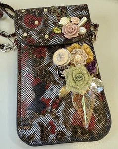 Treska Boho Floral Mesh Crossbody Handtasche verziert mit Blumen & Schmuck Neu mit Etikett - Bild 1 von 8