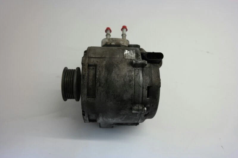 2004-09 CADILLAC XLR 4.6L Alternator  - Image 1 of 4