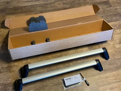 Juego de barras transversales Subaru Impreza Wagon OEM 2017-2023 (P/NO: E361SFL200-5 PUERTAS) (usado) Foto 1 de 4