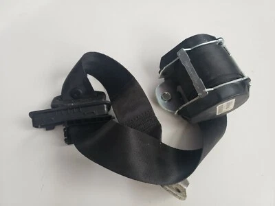 Volkswagen Jetta 2010 cinturón de seguridad trasero derecho Foto 1 de 4