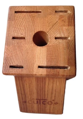 JUEGO DE CUCHILLOS CUTCO GALLEY BLOQUE 1743, 7 RANURAS, ROBLE MIEL, GENUINO, USADO  Foto 1 de 4