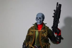 Mezco One 12 Custom Head 6" Skull Action Figure - Bild 1 von 8