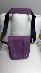 Booq Taipan Shadow XS IPAD Messenger Bag Crossbody Violoet Adjustable Strap - Picture 1 of 8