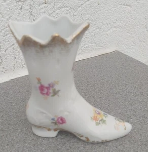 Vintage PM 22 marchio corona tedesca bianco stivale floreale porcellana espositore ornamento - Foto 1 di 13