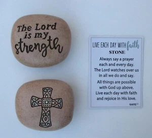 DD4 Der Herr ist meine Stärke LEBE JEDEN TAG MIT GLAUBEN Botschaft Stein Ganz Garten - Bild 1 von 3