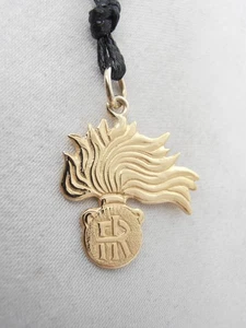 Fiamma dell' Arma dei Carabinieri : Ciondolo in Oro Giallo 18 Kt -750- Pendente - Picture 1 of 8