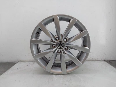 LLANTA Li, 17", 7J, ET49, 5 Gats Volkswagen Golf VII (AUA) 2017 5G0601025CH8Z8 - Imagen 1 de 3
