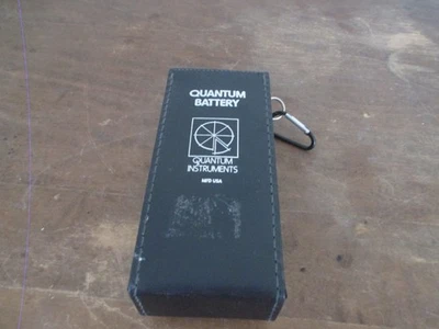 Quantum Battery 2 - Batería externa para flash portátil Foto 1 de 4