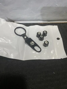 Car Mercedes Benz Dust Caps Valve Stem covers for tires and Key Chain - Picture 1 of 4