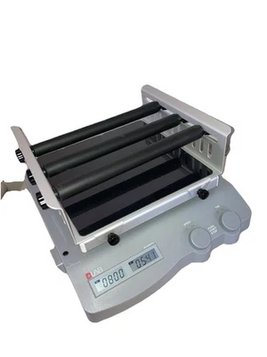 DLAB Scientific SK-O180 Pro Digital Orbital Shaker - NEW PLATFORM ATTACHMENT - Image 1 of 4