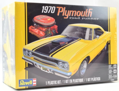Revell 1970 Plymouth Duster Road Runner 1/24 Scale Plastic Model Car Kit 14531 - Image 1 of 4