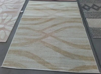 Alfombra Mancha Trasera CREAM CHAMPAGNE 5'-1" X 7'-6", Precio Reducido 1172774288 ADR125W-5 Foto 1 de 4