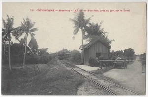 1910 Bien Hoa, estación de tren y tren de Vietnam - postal vintage de depósito - Imagen 1 de 2