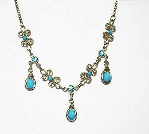 BEAUTIFUL SILVER TONE WITH BLUE CRYSTALS NECKLACE - Picture 1 of 4