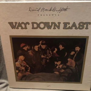 Way Down East Laserdisc Box Set D.W. Griffith Lilian Gish Classic Silent Film - Bild 1 von 2