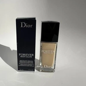 Dior Forever Skin Glow Foundation 0W Warm Fair New in Box 30mL / 1 fl. oz. $57 - Picture 1 of 9