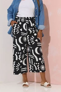 Yours Curve Women's Plus Size Abstract Print Wide Leg Cropped Trousers - Picture 1 of 8