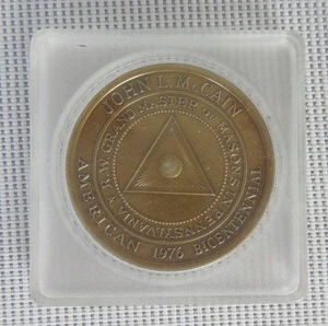 Ficha/moneda/medalla Mason1c 1976 John McCain Pennsylvania F&AM Master Grand Lodge - Imagen 1 de 3