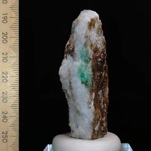 Beryl var Emerald crystals in Biotite Mica Schist matrix natural specimen 261ct - Bild 1 von 7