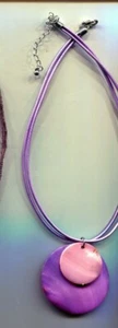 COLLAR COLGANTE PÚRPURA DOBLE HEBRA - Imagen 1 de 1