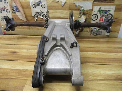 CANNONDALE 440 QUAD ATV *2003 REAR DRIVE AXLE AND SWING ARM - Image 1 of 4