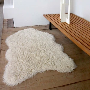 Sheep of the World White Woolable Rug - Pile 100% Wool. Base Recycled Cotton - Picture 1 of 4