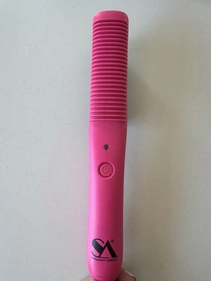 Cepillo rizador y plancha de pelo rosa real alisado multiusos Foto 1 de 4