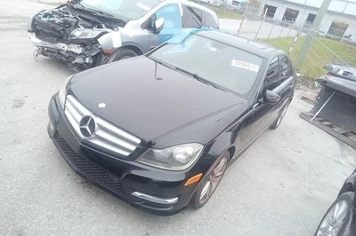 Mercedes-Benz Clase C 2013 transmisión automática OEM 121 k millas - LKQ399501562 Foto 1 de 4