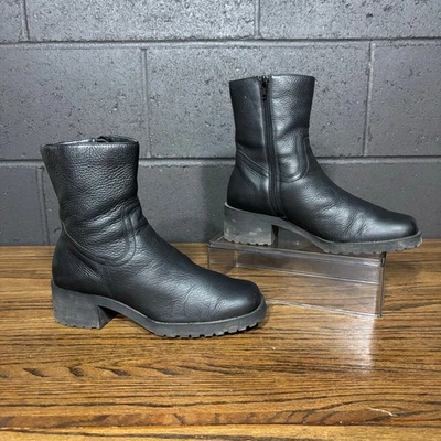 Botas de moto Victoria’s Secret para mujer de cuero negro al tobillo tacón ancho talla 8,5 Foto 1 de 4