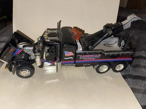 VINTAGE JADA TOYS ROAD RIGZ PETERBILT 1:32 AMERICAN TOWING CO. MODEL 379 - Picture 1 of 15