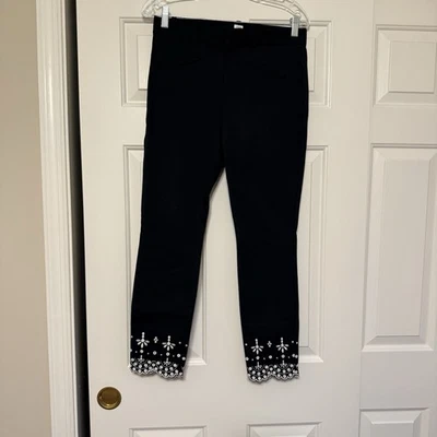 Gap Skinny Ankle Pants Womens Size 4 Black Embroidered Zipped Pockets Mid Rise - Image 1 of 4