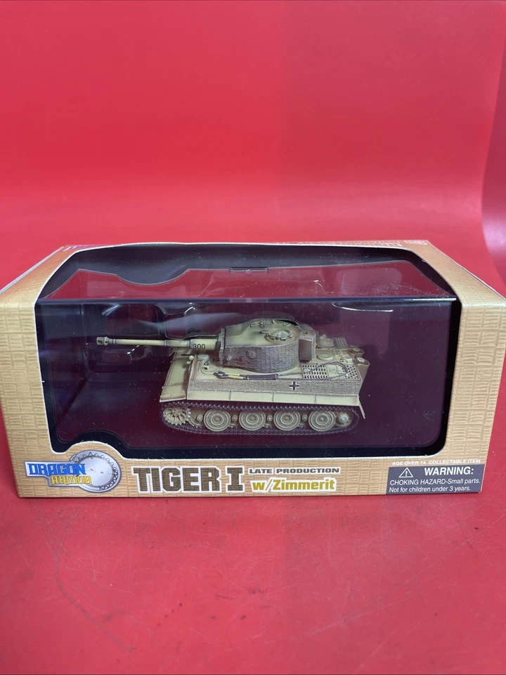 Dragon Armor 1:72 Tiger I Late Production, sPzAbt. 505, Orscha 1944, Nº 60022. Foto 1 de 4