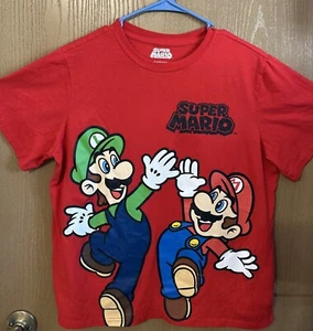 Nintendo Super Mario Bros Youth T-Shirt L Luigi Red Graphic Tee - Picture 1 of 9