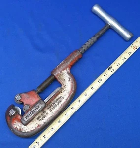 RIDGID n. TAGLIATUBI 2A HEAVY DUTY 1/8" - 2" USA buona lama e rulli - Foto 1 di 10