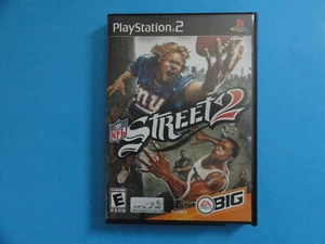 PS2 NFL STREET 2 - ORIGINAL COVER ART IN BLOCKBUSTER VIDEO CASE - Picture 1 of 3