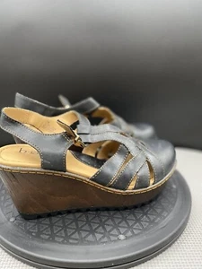 Born Boc Leather Sandals Women's 7M  Black Wooden Wedge Espadrille Strappy Ankle - Picture 1 of 13