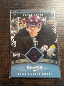 A81,843 - 2006-07 Black Diamond Jerseys #JCP Corey Perry