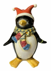Pinguin Keksdose von Oneida trägt Narrenmütze und Winterschal - Bild 1 von 6