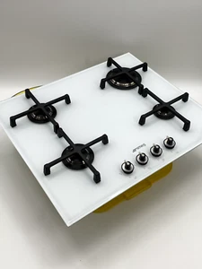 * SMEG PV164B2 LINEA GAS HOB 60cm WHITE GLASS MODERN 3000W - Picture 1 of 7