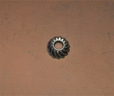 Honda 135 150 HP Standard Rotation Pinion Gear 41131-ZY6-000 Fits 2004 & Up - Image 1 of 2