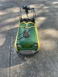 John Deere Peddle Car Fire Truck - Picture 1 of 4